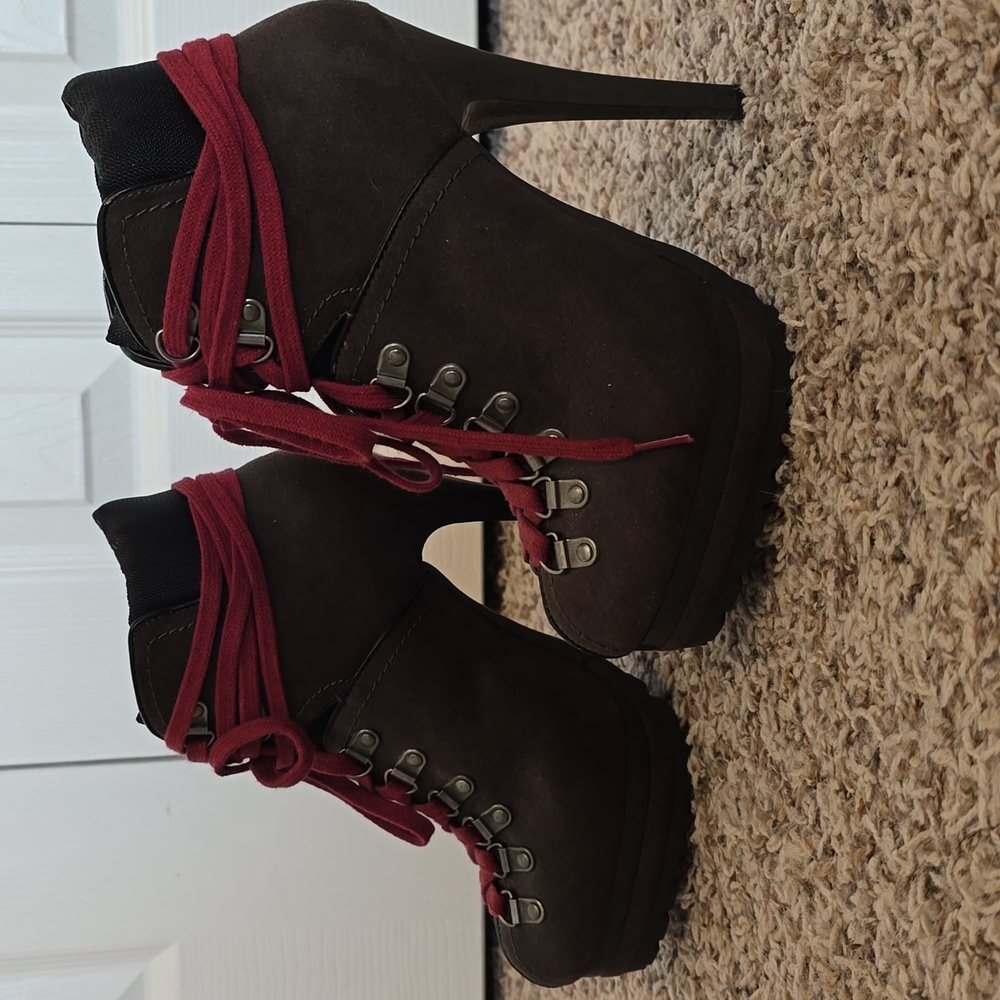 Never Worn Xhilaration Ankle Boots